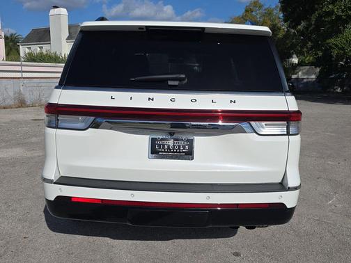 2023 Lincoln Navigator Black Label