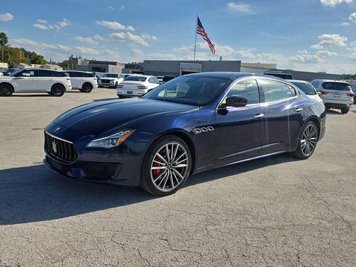 2022 Maserati Quattroporte Modena