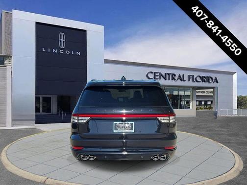 Infinite Black Metallic Clearcoat 2026 Lincoln Aviator Black Label AWD