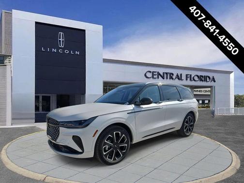 2025 Lincoln Nautilus Reserve