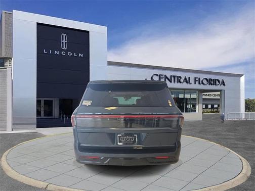 2025 Lincoln Navigator Reserve