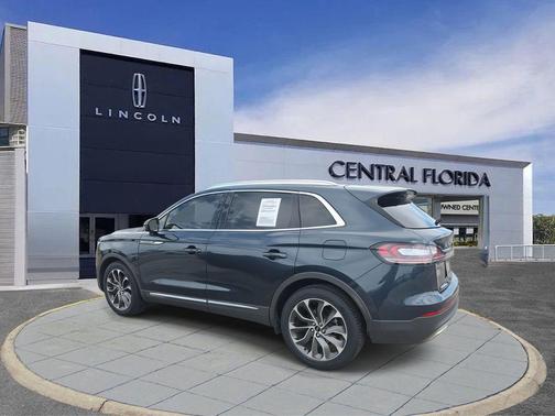 2021 Lincoln Nautilus Reserve