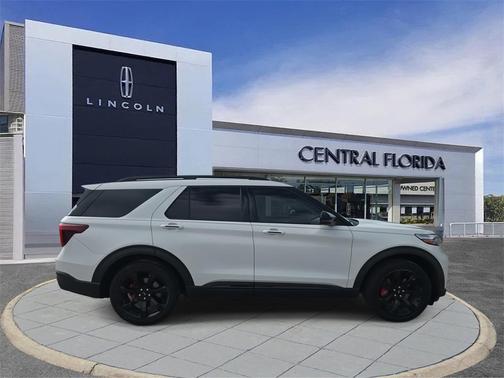 2020 Ford Explorer ST