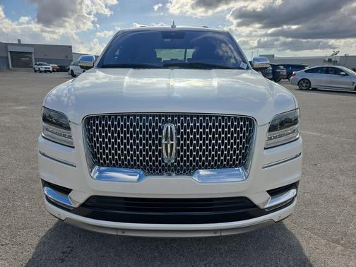 2019 Lincoln Navigator Black Label