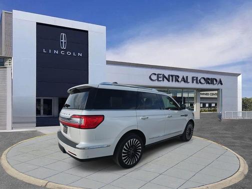 2019 Lincoln Navigator Black Label