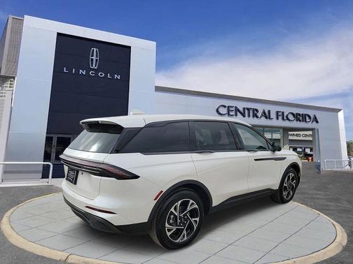 2025 Lincoln Nautilus Premiere