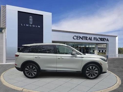 PRISTINE WHITE MET 3C 2022 Lincoln Corsair RESERVE