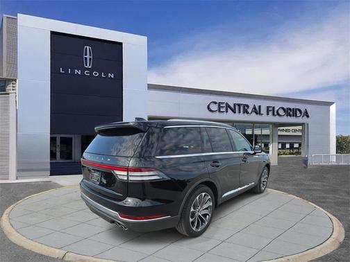 2025 Lincoln Aviator Premiere