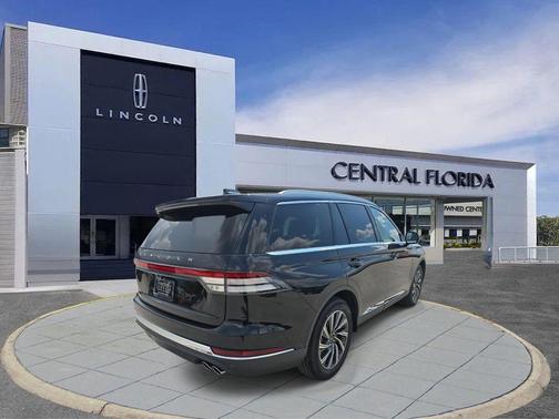 2025 Lincoln Aviator Premiere