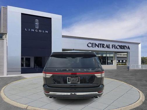2025 Lincoln Aviator Premiere