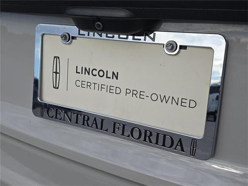 2022 Lincoln Nautilus Standard