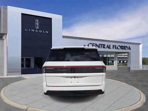 2025 Lincoln Navigator Black Label