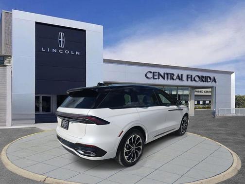 2026 Lincoln Nautilus Reserve