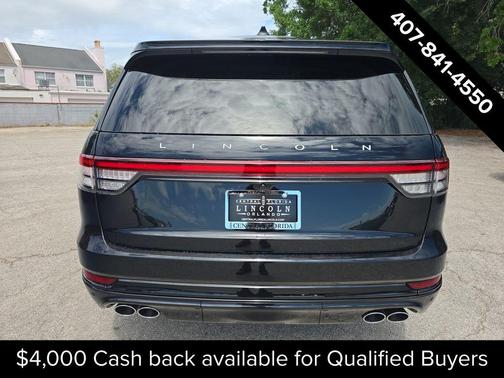 Infinite Black Metallic Clearcoat 2026 Lincoln Aviator Premiere