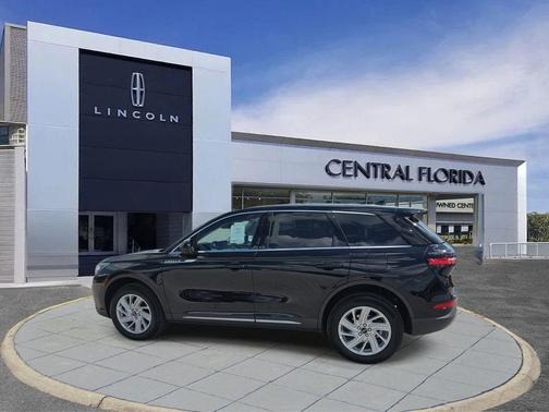 2025 Lincoln Corsair Premiere
