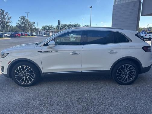 2020 Lincoln Nautilus Reserve