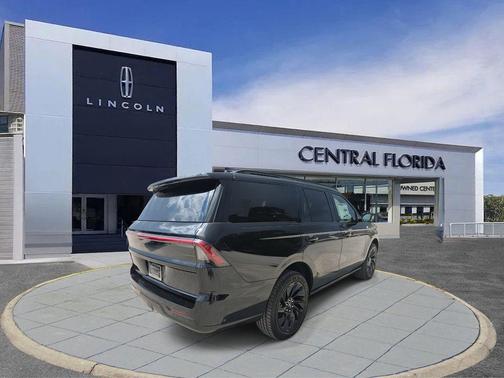 2025 Lincoln Navigator Reserve