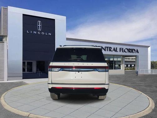 2024 Lincoln Navigator Reserve