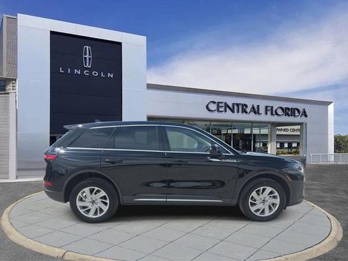 2025 Lincoln Corsair Premiere