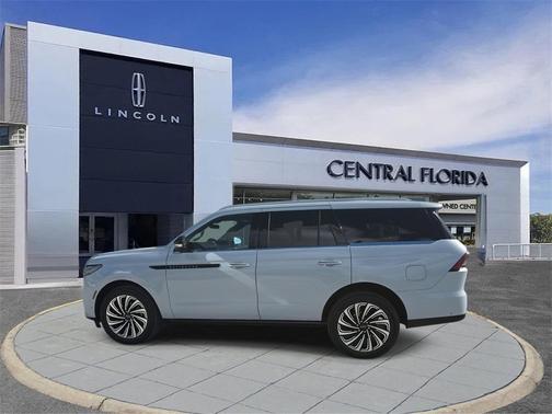 2025 Lincoln Navigator Black Label