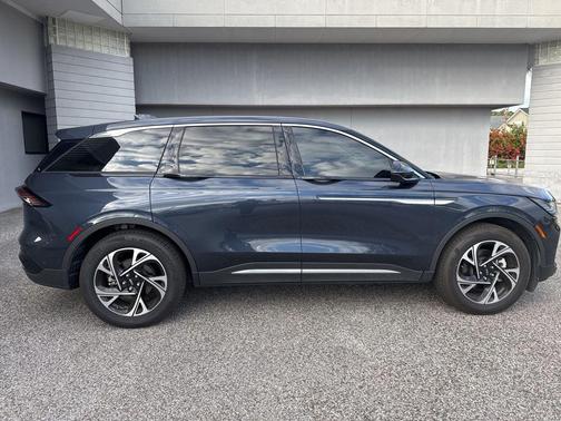 2024 Lincoln Nautilus Premiere