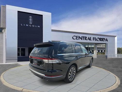 2025 Lincoln Aviator Premiere