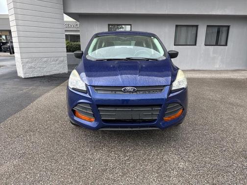 2016 Ford Escape S