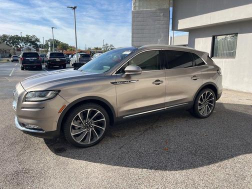 2021 Lincoln Nautilus Reserve