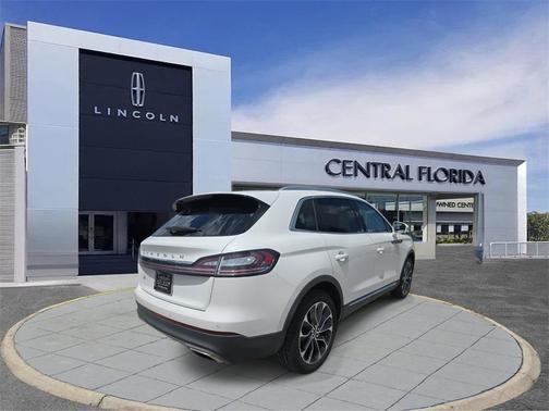 2021 Lincoln Nautilus Reserve