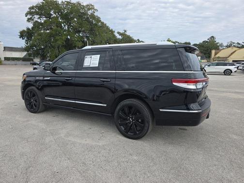 2023 Lincoln Navigator Reserve