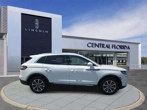 2022 Lincoln Nautilus STANDARD