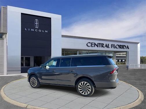 2025 Lincoln Navigator Black Label