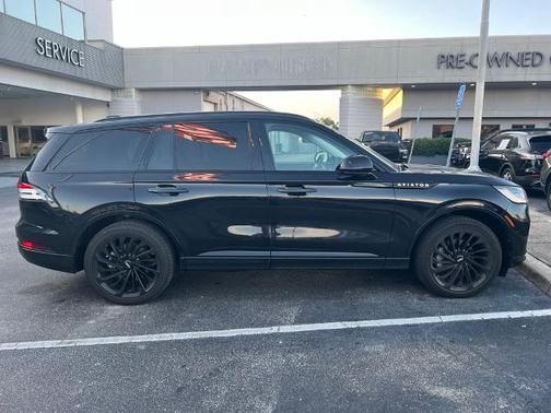 INFINITE BLACK MET CC 2025 Lincoln Aviator RESERVE