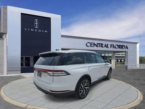 2025 Lincoln Aviator Reserve AWD