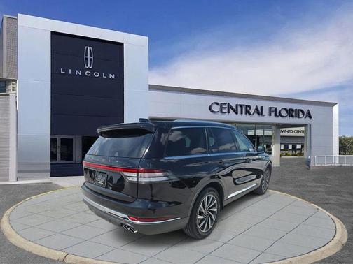 2025 Lincoln Aviator Premiere
