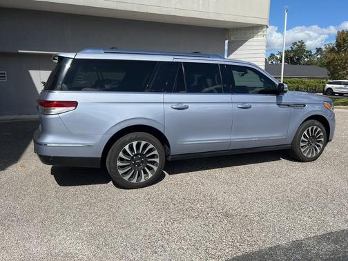 2024 Lincoln Navigator Black Label