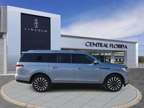 2024 Lincoln Navigator Black Label