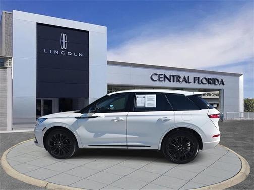 2025 Lincoln Corsair Reserve