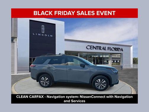 2024 Nissan Pathfinder SL 4WD