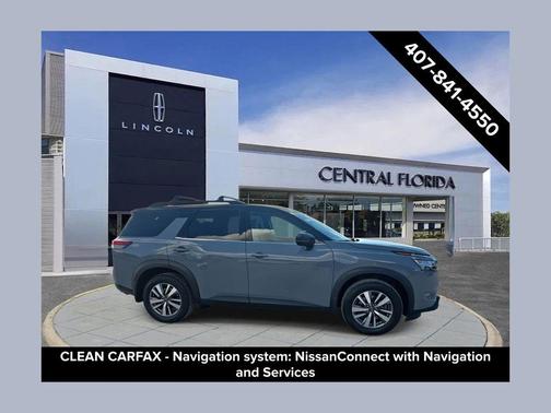 2024 Nissan Pathfinder SL 4WD