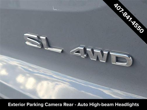 2024 Nissan Pathfinder SL 4WD