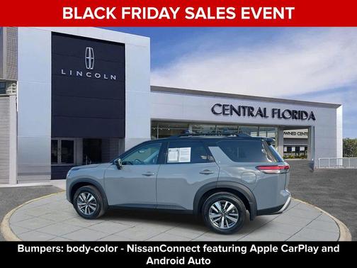 2024 Nissan Pathfinder SL 4WD