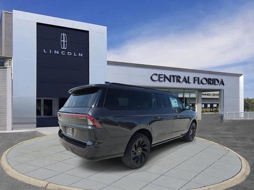 2025 Lincoln Navigator Reserve