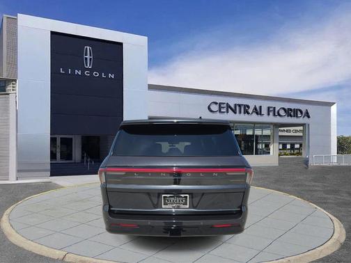 2025 Lincoln Navigator Reserve
