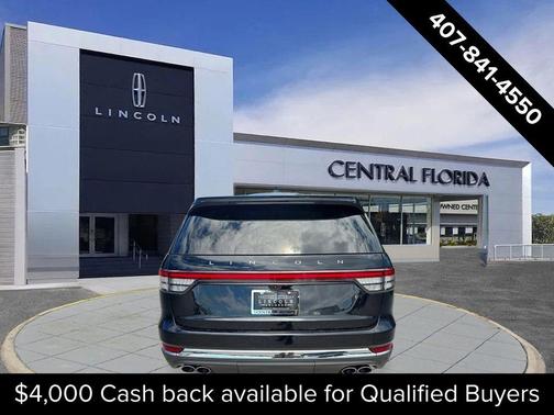 Infinite Black Metallic Clearcoat 2026 Lincoln Aviator Premiere