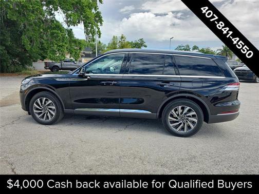 Infinite Black Metallic Clearcoat 2026 Lincoln Aviator Premiere