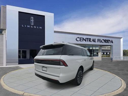 2025 Lincoln Navigator Black Label