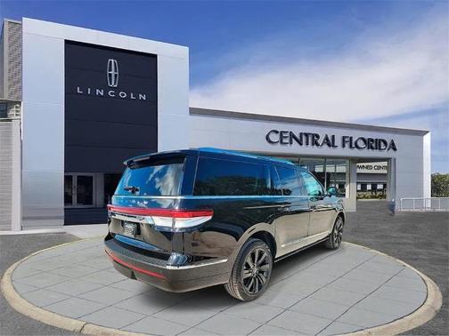 2024 Lincoln Navigator L RESERVE