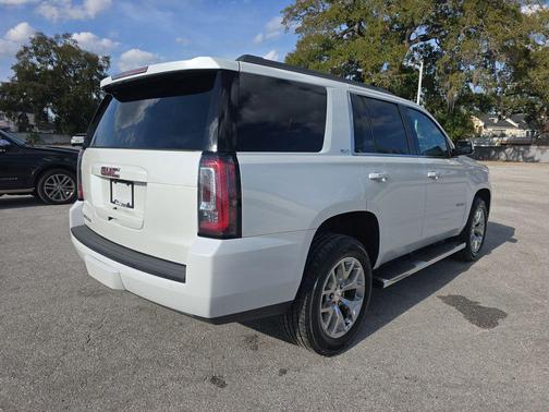 2017 GMC Yukon SLT