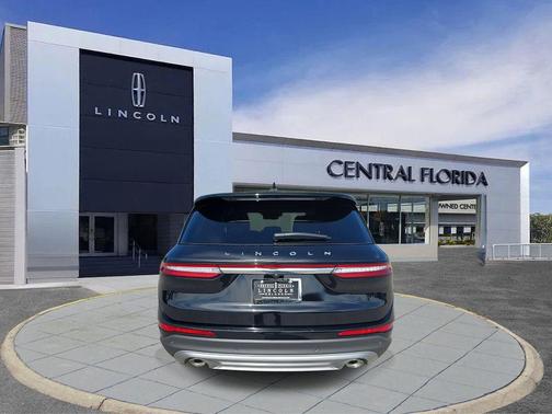 2025 Lincoln Corsair Premiere